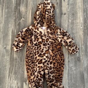 Plush Leopard-Print Hooded Baby One-Piece - Brown